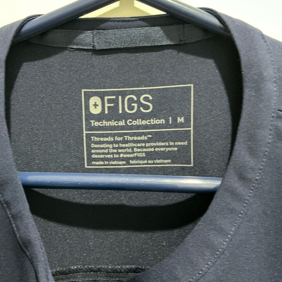 Figs Men's Navy Corfield Henley Scrub Top Size Medium - Picture 3 of 5